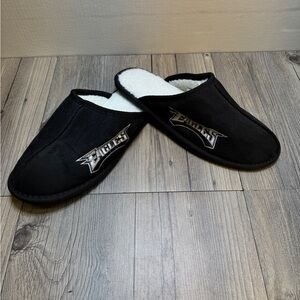 FOCO Black Philadelphia Eagles Football NFL sherpa-lined Men’s M Size 9 slippers
